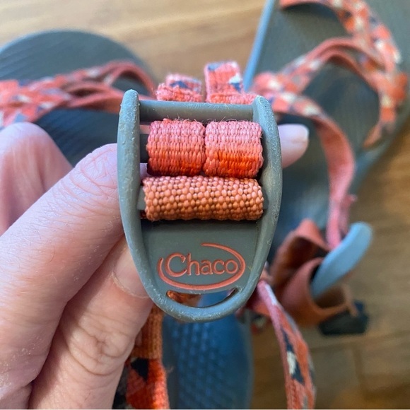 Chaco Sandals Youth Big Kid's Orange And Grey Youth Size 2.5 - Picture 5 of 8